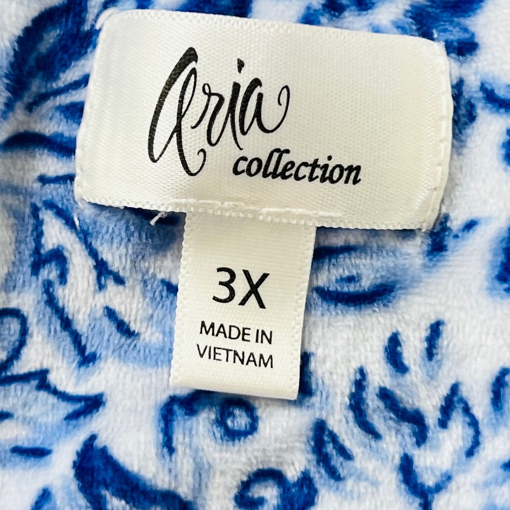 Aria Collection Nightgown 3X Plus Blue White Floral Fleece Long Sleeve Muumu - Picture 4 of 9